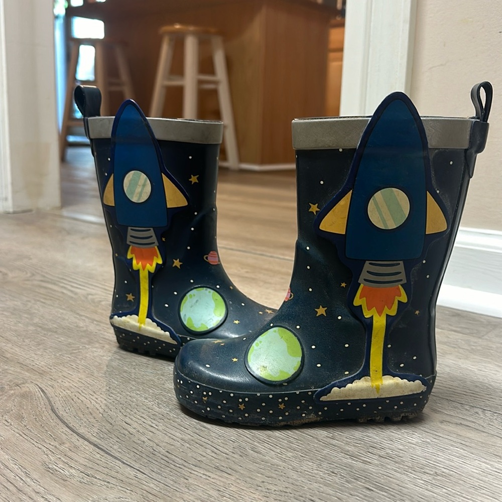 Toddler rain boots